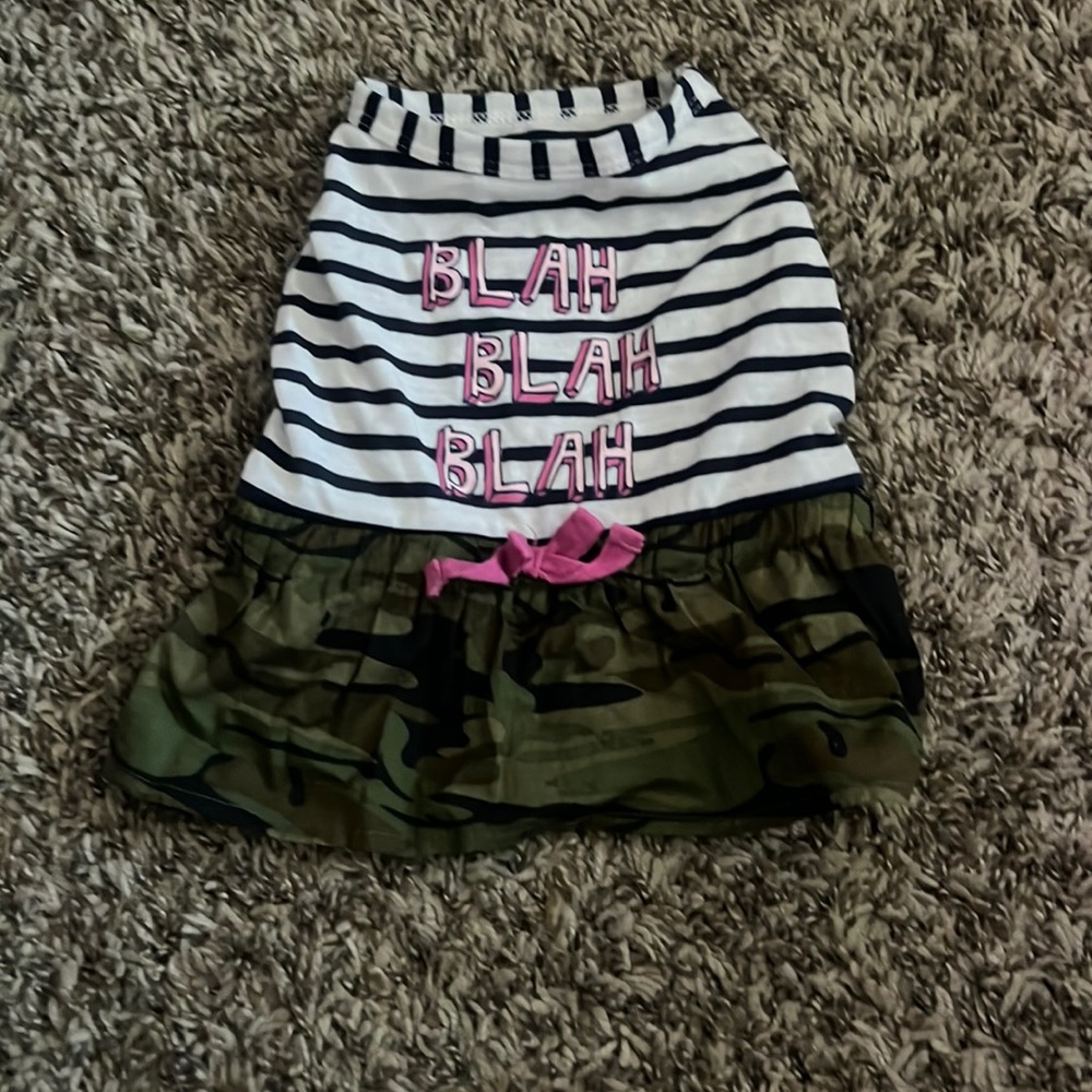 Top pew size small outfit